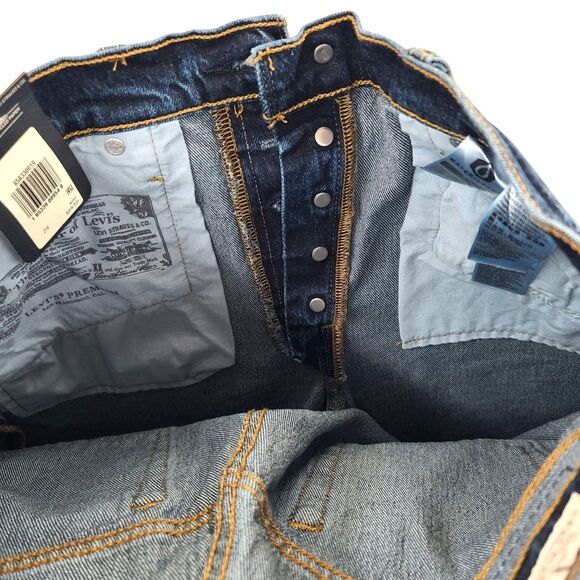 Levi's 501 NWT Mid Thigh Shorts Salsa Center Size 29 - Picture 7 of 9